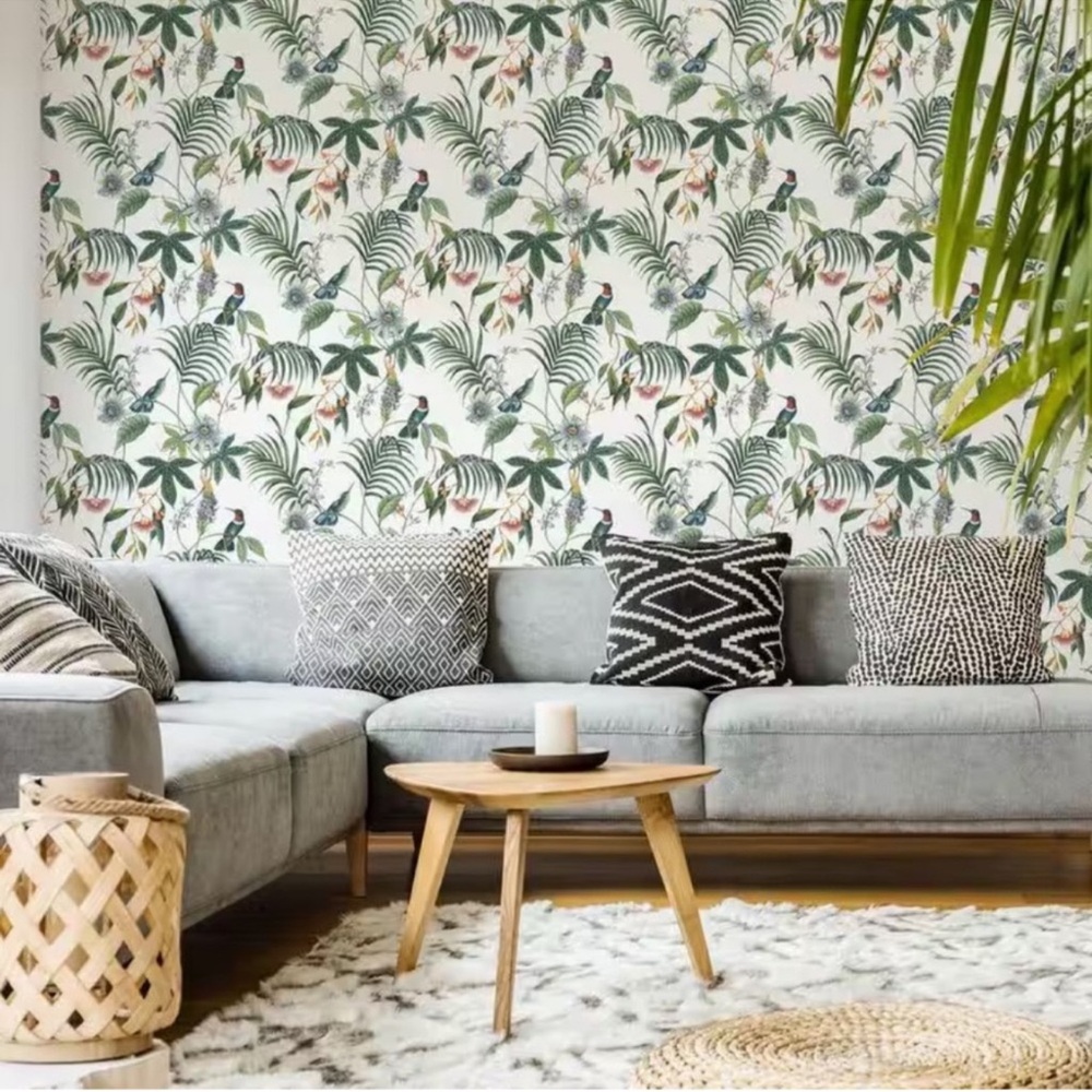 New! 1 Roll Adilah White Tropical Floral Wallpaper by Superfresco Easy, 56 sq ft - Picture 5 of 11